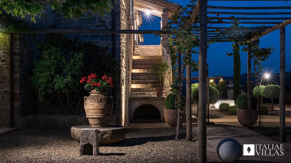 Casale del boschetto luxury villas umbria