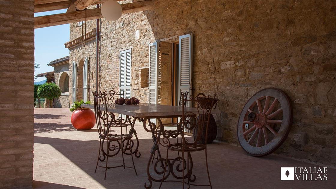 Casale del boschetto luxury villas umbria