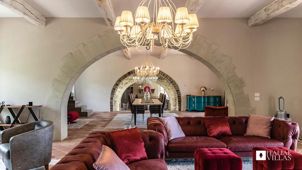 Villa dei Mandorli luxury villas umbria