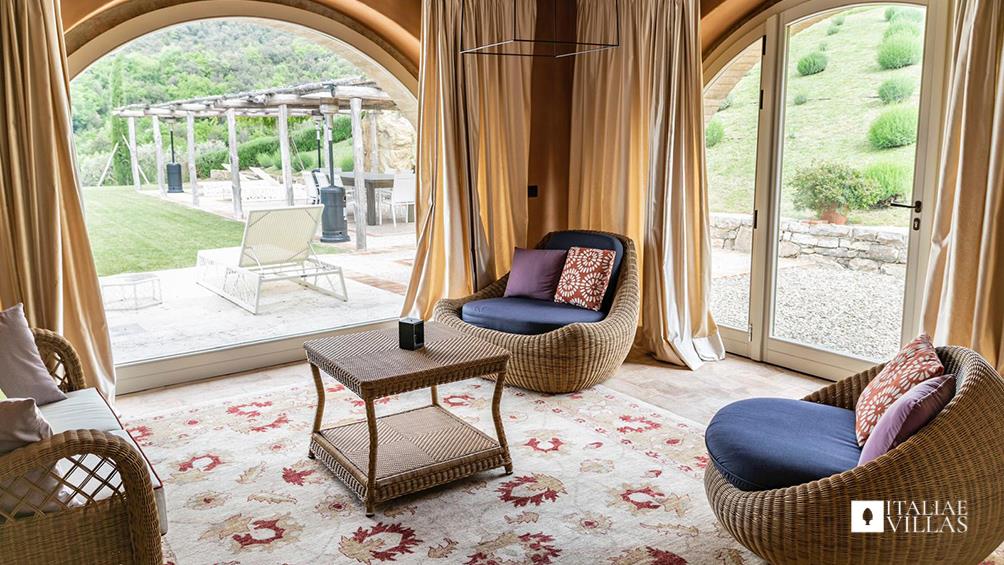 Villa dei Mandorli luxury villas umbria